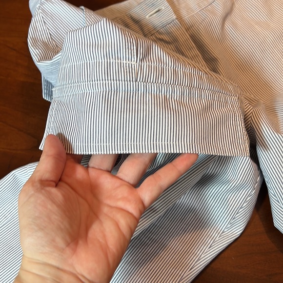 Julie Mitchell Striped Cargo Capris Chambray White Women’s Size 8 - Picture 11 of 13